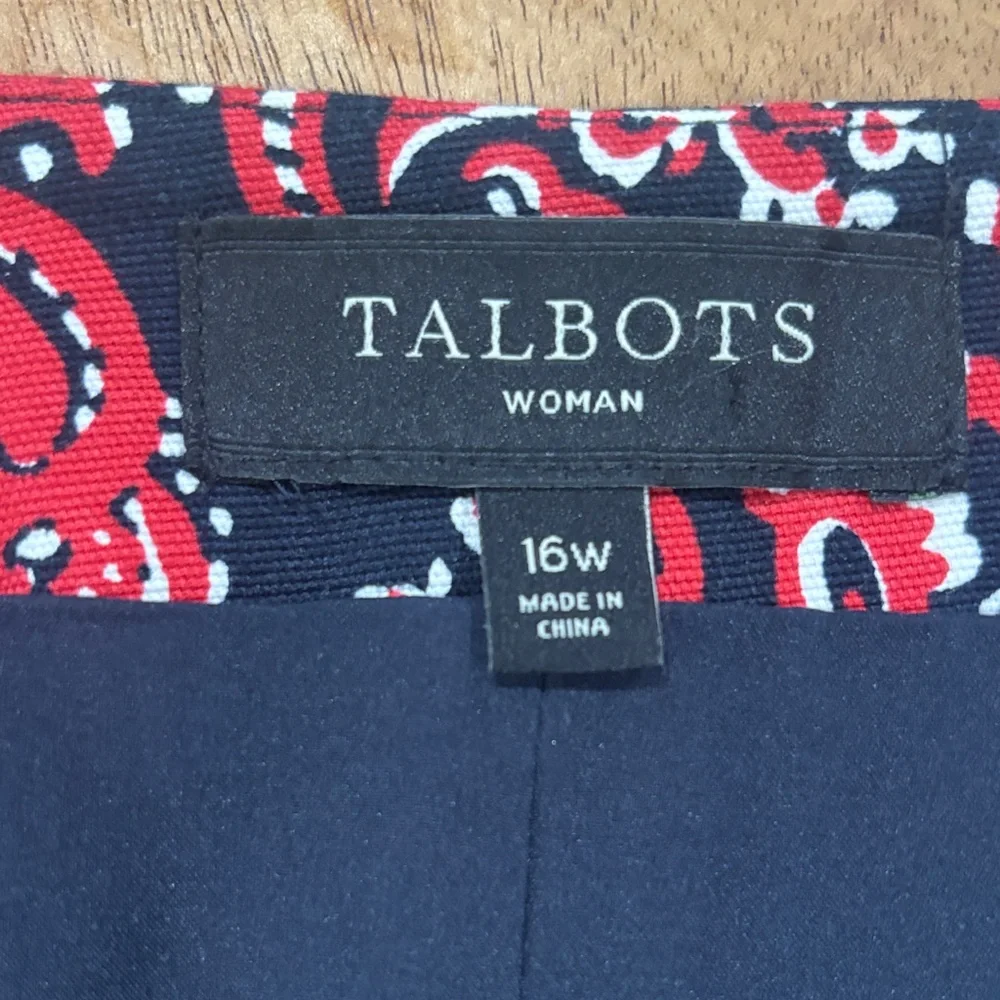 TALBOTS Woman  Red and Black  Bandanna paisley  Excellent condition
